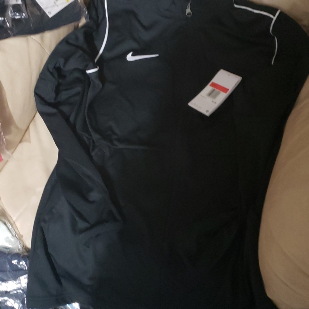 Nike women's jogging jackets